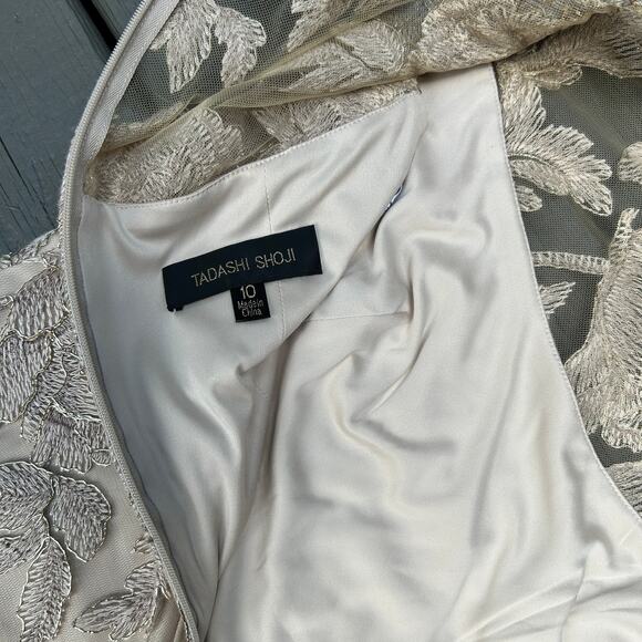 Tadashi Shoji Chloe Embroidered Lace Tulle Illusion Boat Neck Gold Dress 10 - Picture 13 of 16